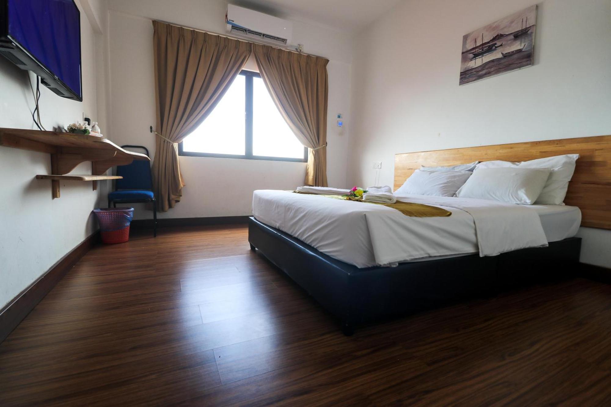 Am Transit Inn, Kuala Terengganu Buitenkant foto