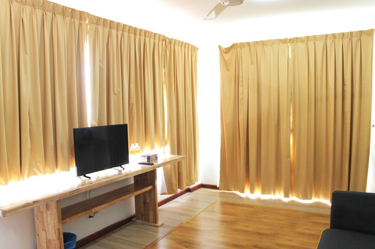 Am Transit Inn, Kuala Terengganu Buitenkant foto
